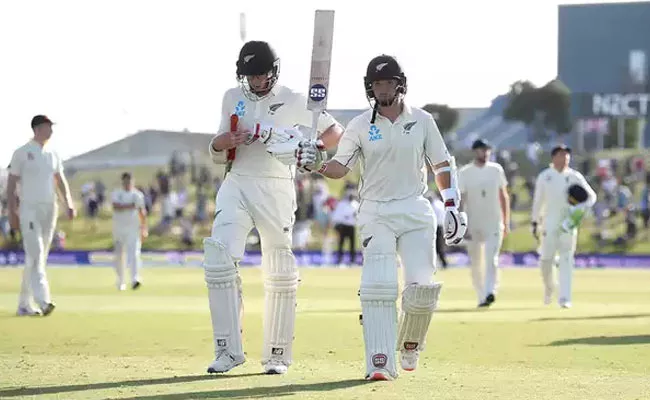 Nz Vs Eng 1st Test: Watling Hits Maiden Double Century - Sakshi