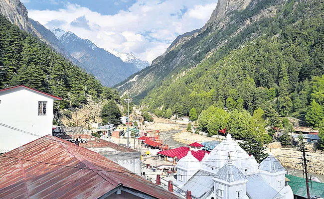 Telugu Swamiji in the Himalayas - Sakshi