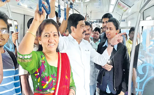 Now Metro Train To Rayadurgam Will Open By KTR On 29/11/2019 - Sakshi