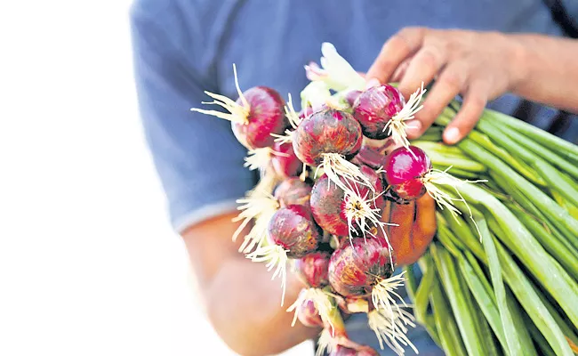 Onion Price Hike In Telangana - Sakshi