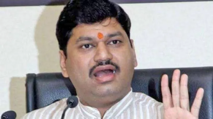 Dhananjay Munde Tweeted To Reassure That He Has Not Betrayed His Party - Sakshi