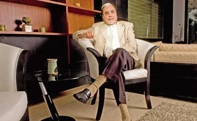 Zee Entertainment board accepts Subhash Chandra resignation as chairman - Sakshi