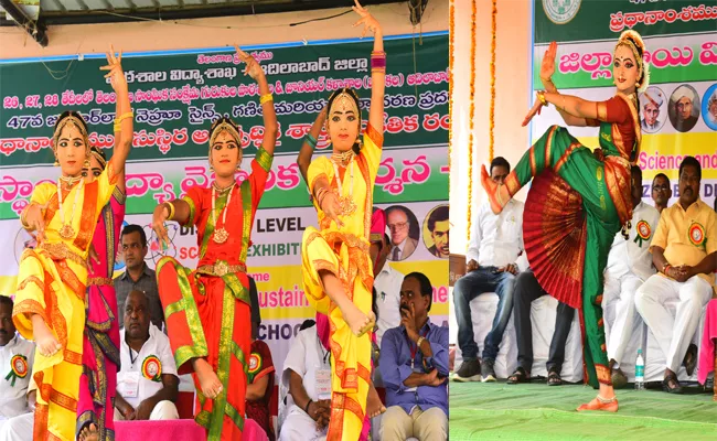 Science Fair Grandly Celebrated In Adilabadb Social \Welfare School - Sakshi