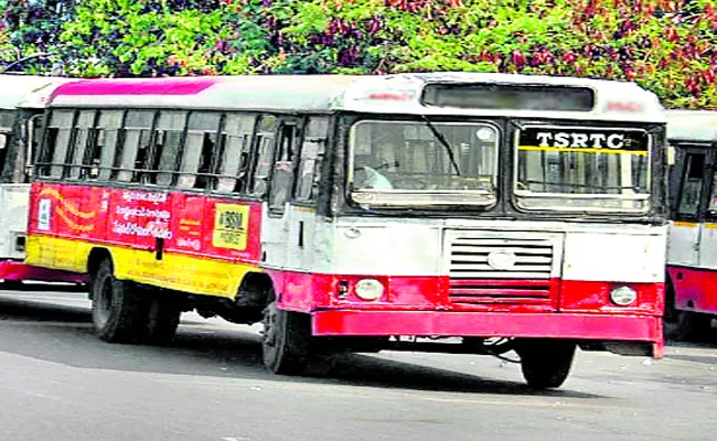 RTC Bus Accident With Temporary Driver Negligence In Hyderabad - Sakshi