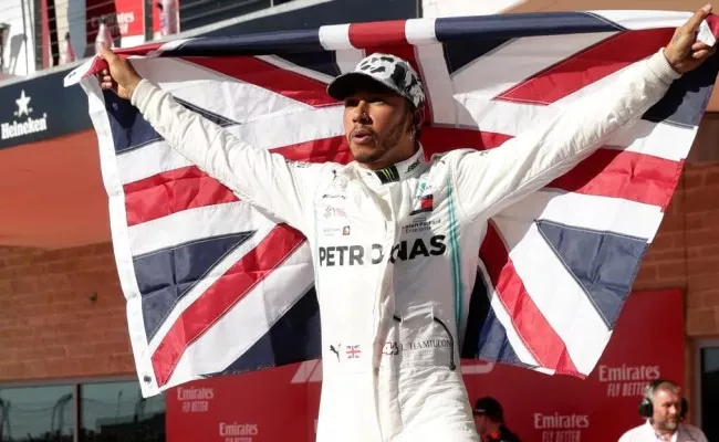 Lewis Hamilton Wins 6th F1 Championship Title - Sakshi