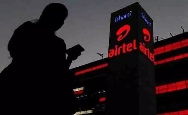 Airtel prepaid users to get Rs 4 lakh life cover under Rs 599 plan - Sakshi