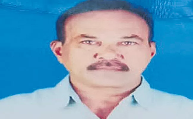 Another RTC Driver Died At Nalgonda District - Sakshi