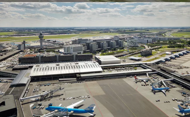 Pilot Accidentally Sets Off Hijack Alarm Triggers Amsterdam Airport Chaos - Sakshi