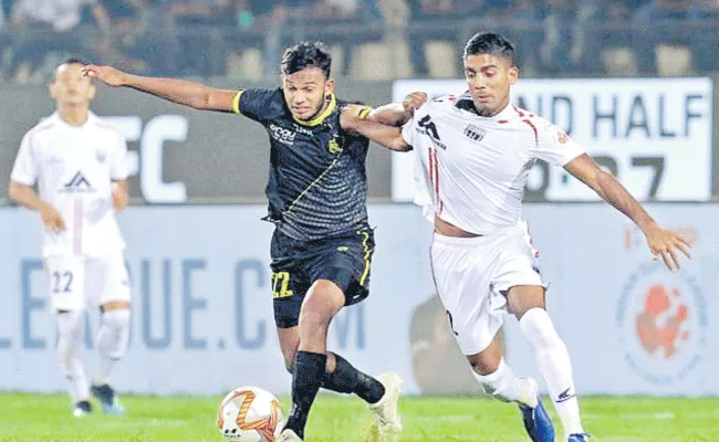 Barreiro Penalty Helps NorthEast Beat Hyderabad - Sakshi