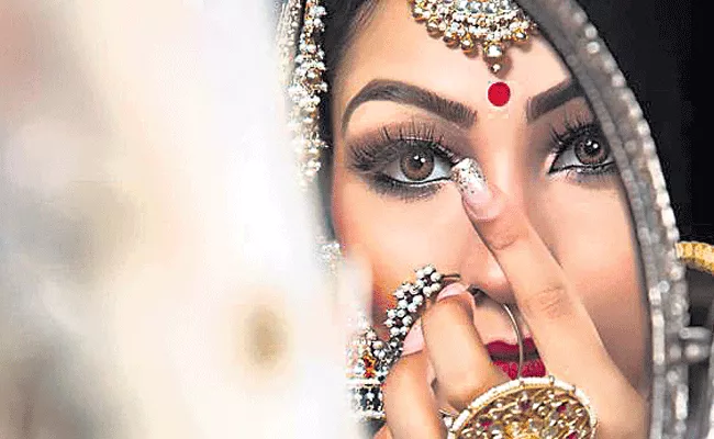  Bridal Makeup Is Different Than Everyone Elses - Sakshi