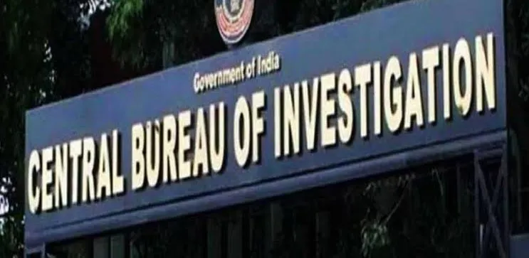 CBI attacks on ponzi scam in officials homes - Sakshi