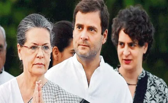 Sonia Gandhi Writes To SPG Chief Arun Sinha Says Thanks - Sakshi