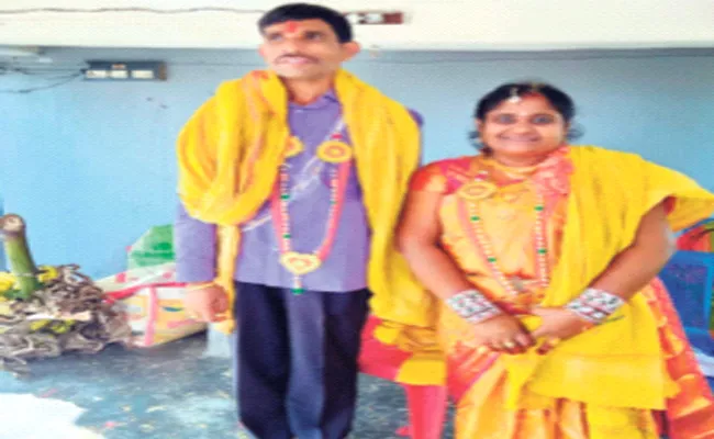 Newly Married Woman Dies Of Heart Attack In Srikakulam District - Sakshi