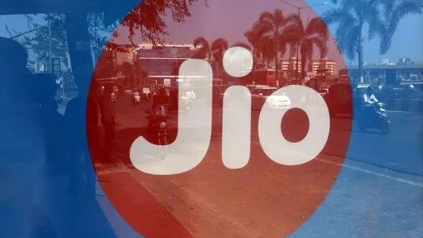 Jio Announces New Plans With Increased Tariffs - Sakshi