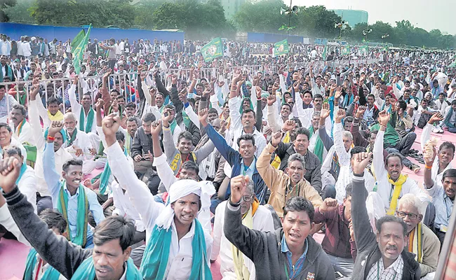 Adivasi protest At Delhi - Sakshi