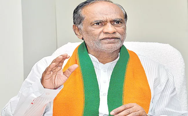 TRS Government Failed In Telangana Says Laxman - Sakshi