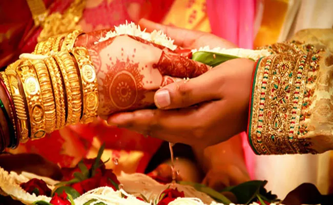 Government Hike Amount To Promoting Inter Caste Marriages - Sakshi