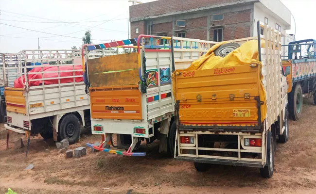 Ration Rice Illegal Transport In Mahabubnagar - Sakshi