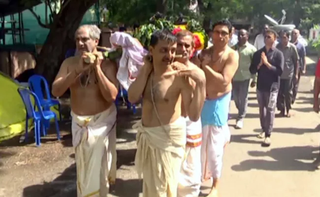 Gollapudi Maruthi Rao Funeral in Chennai - Sakshi