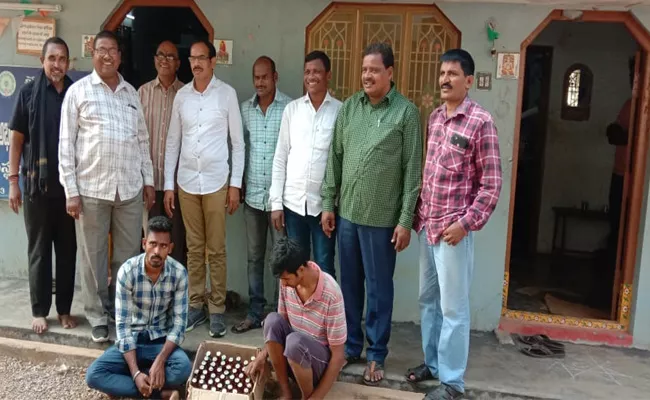 Excise Police Have Arrested a Wine Shop Supervisor in Srikakulam District - Sakshi