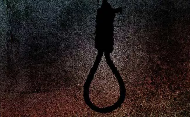 Husband Suicide With Second Wife At Chittoor District - Sakshi