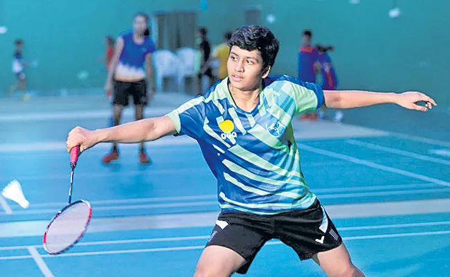 Tasnim Mir Bags Asia U15 Junior Badminton Title - Sakshi