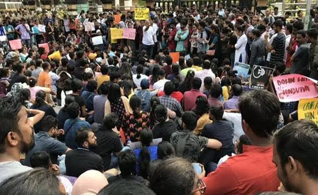 Kanhaiya Kumar Brings Azadi Slogans At Protest Against CAA - Sakshi