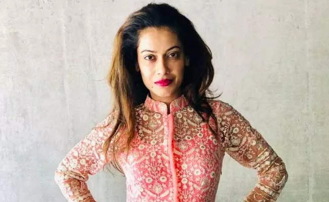 Bollywood Actress Payal Rohatgi Bail Is Rejected In Ahmedabad - Sakshi