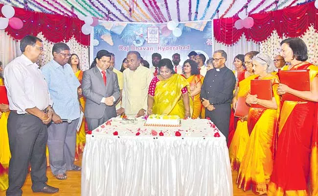 Christmas Celebrations In Raj Bhavan - Sakshi