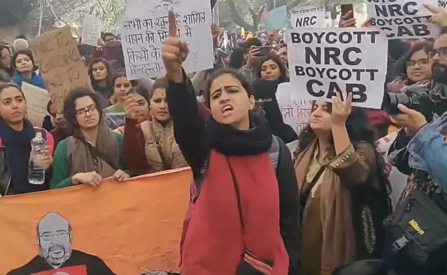 Jamia Milia University Women Students Inquilab Zindabad Against CAA - Sakshi