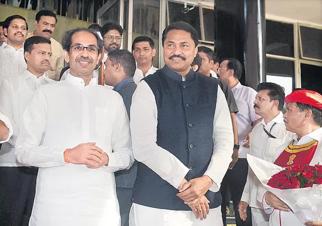 Will never dump Hindutva, says Maharashtra CM Uddhav Thackeray - Sakshi