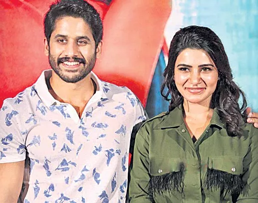 Samantha Akkineni and Naga Chaitanya head out in singapore - Sakshi