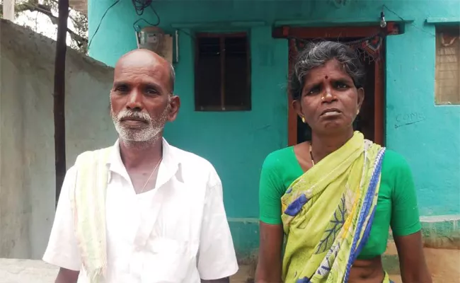 Parents Of Accused Feeling Ashamed After Priyanka Murder In Mahabubnagar District - Sakshi