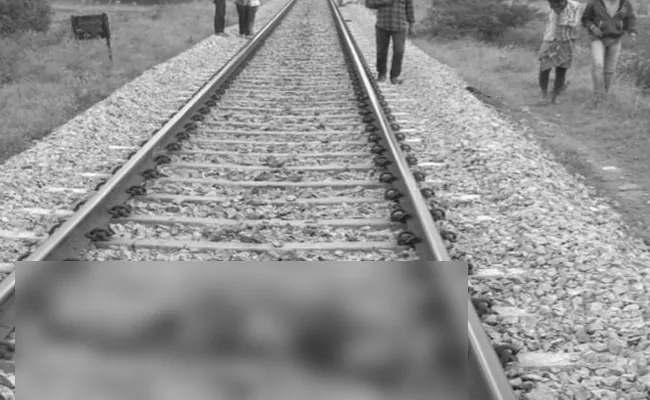 Men Deadbody Found on Train Track Without Legs and head Chittoor - Sakshi