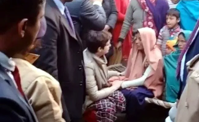 Priyanka Gandhi meets family of protester killed in anti-CAA stir in Bijnor - Sakshi