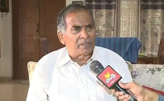 Venkatrami Reddy Fires on APPSC Chaiman Uday Bhaskar - Sakshi