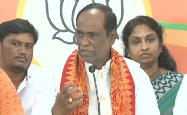 Telangana State BJP President Laxman Comments On KCR - Sakshi