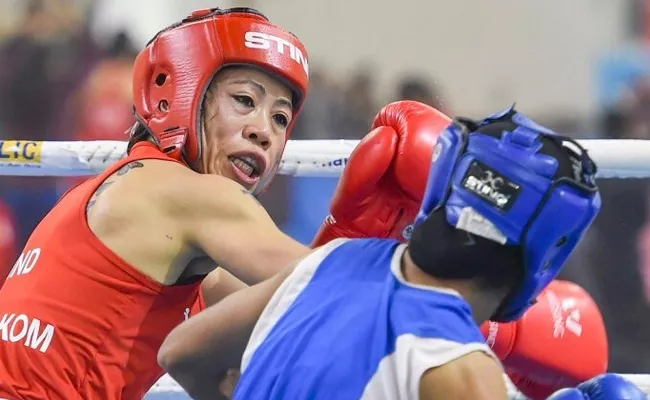 Olympics Trails: Mary Kom Defeats Nikhat Zareen - Sakshi