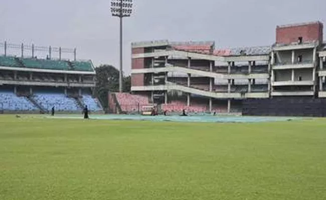 DDCA Suspended Two Players For harassed Women In Kolkata - Sakshi