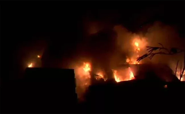 Fire Accident At Mumbai's Ghatkopar Factory - Sakshi