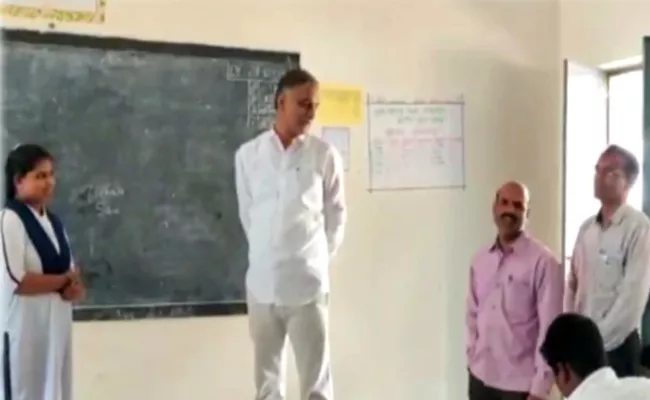 Minister Harish Rao Visits Kandhi School In Sangareddy - Sakshi