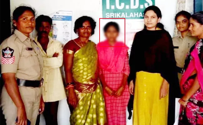 ICDS Officials Stops Child Marriage in Tirupati - Sakshi