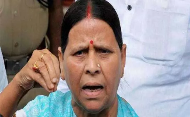 Rabri Devi Fires On Bihar Deputy CM Sushil Modi Over Darbhanga Rape - Sakshi