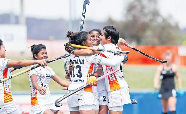 Indian Junior Womens Hockey Team Beat New Zealand - Sakshi