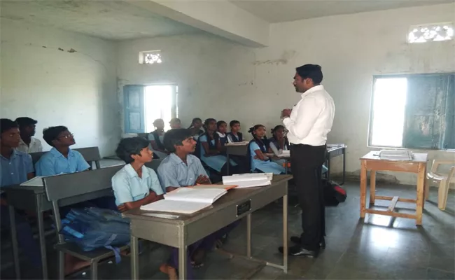 Collector Ronald Ross, Who Checked Out the Thirumalapur High School - Sakshi