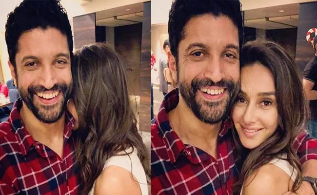 Farhan Akhtar Plans To Tie Up With His Girl Friend In 2020 - Sakshi