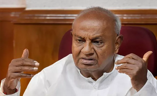 HD Deve Gowda Said He Would Not Contest Rajya Sabha - Sakshi