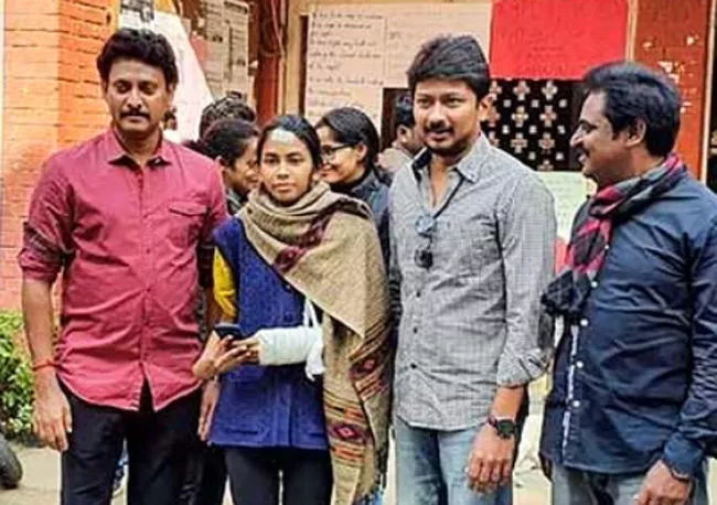 Udhayanidhi Stalin Meets JNU Students in Delhi - Sakshi