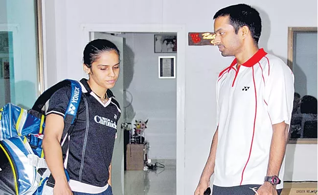 Pullela Gopichand Reveals Story Behind Saina Nehwal - Sakshi