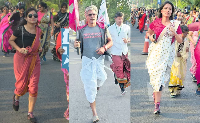 Pinkthan With Saree Run in Hyderabad - Sakshi